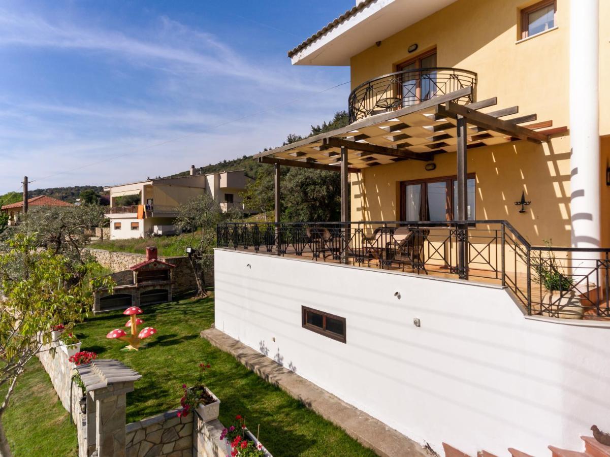 Villa Loridis Прінос Екстер'єр фото