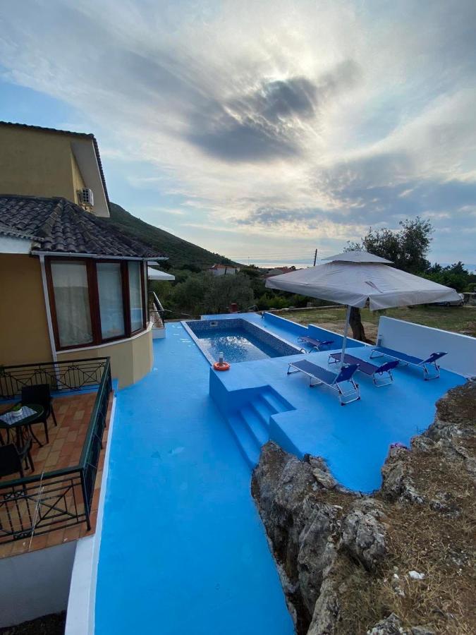 Villa Loridis Прінос Екстер'єр фото