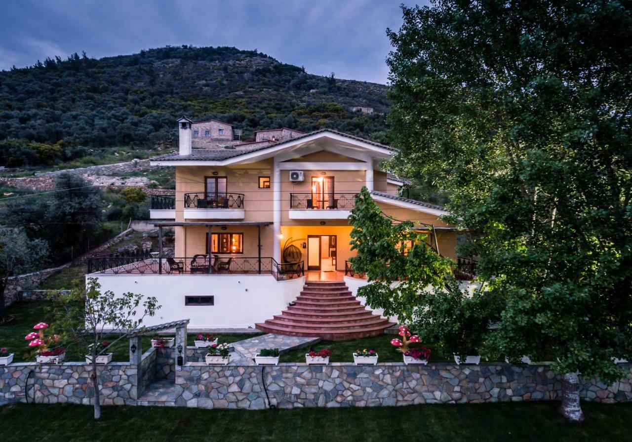 Villa Loridis Прінос Екстер'єр фото