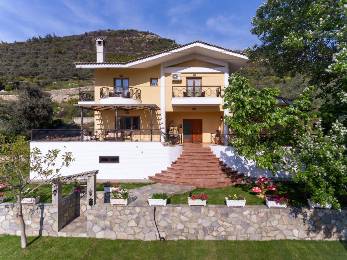Villa Loridis Прінос Екстер'єр фото